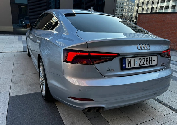 Audi A5 cena 114990 przebieg: 132000, rok produkcji 2018 z Kraków małe 596